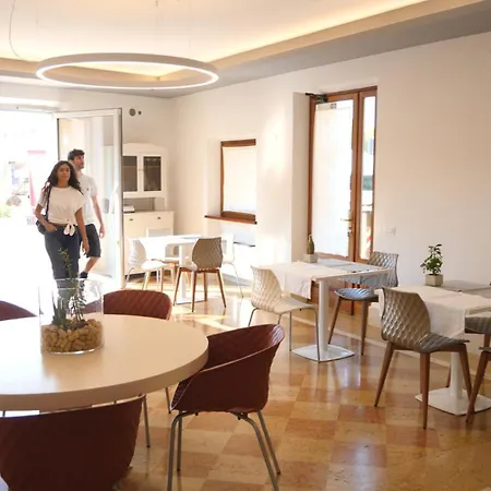 Hotel Al Cacciatore Tortellinando 3*